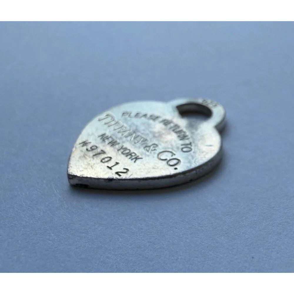 Tiffany & Co. Heart Tag Charm Pendant 925 Sterling Silver Serial Number